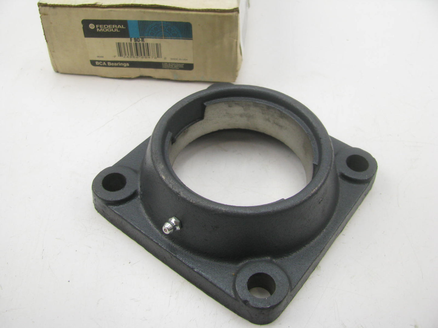 Federal F90-R 4-bolt Cast Flange For 3.5433'' OD Bearing 5-5/8'' Wide 4-3/8'' Bolt