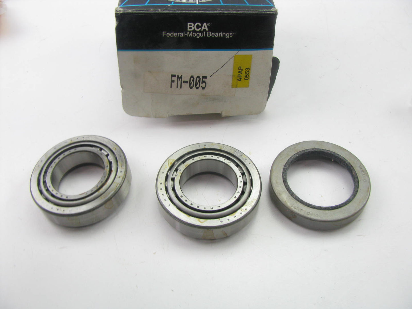 Federal FM-005 Trailer Wheel Bearing Kit - 2.563'' OD X 1.375'' ID X 0.71'' Wide