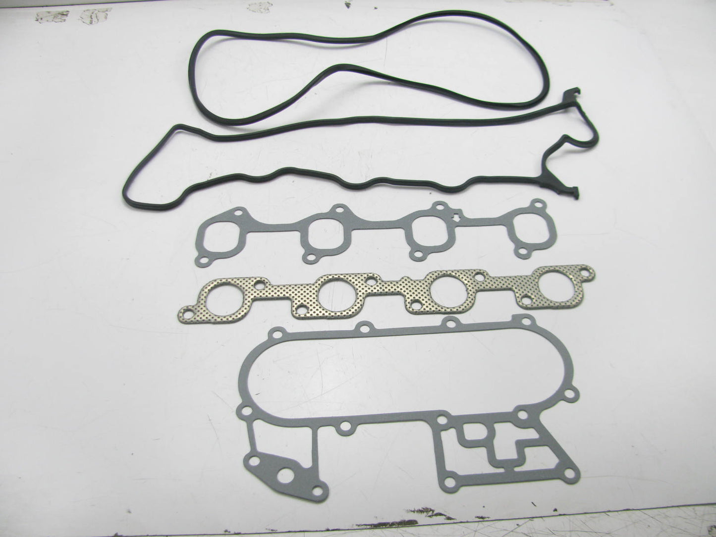 Engine Rebuild Overhaul Gasket Head Set 04111-54035 For Toyota 2.2L DIESEL 2L