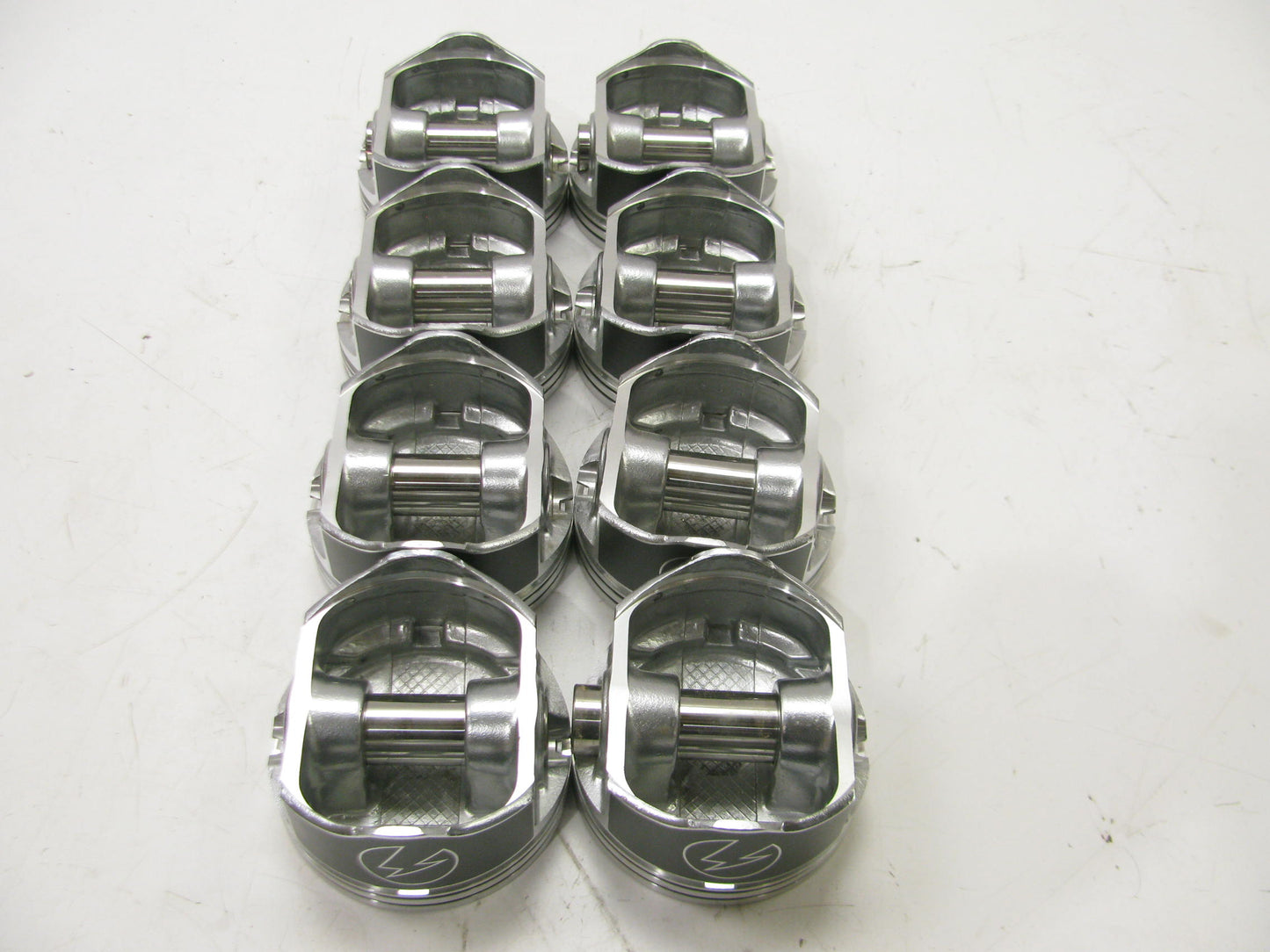 (8) Speed Pro H113CP 0.040'' Hypereutectic Pistons - CHEVY 350 W/ 6'' RODs