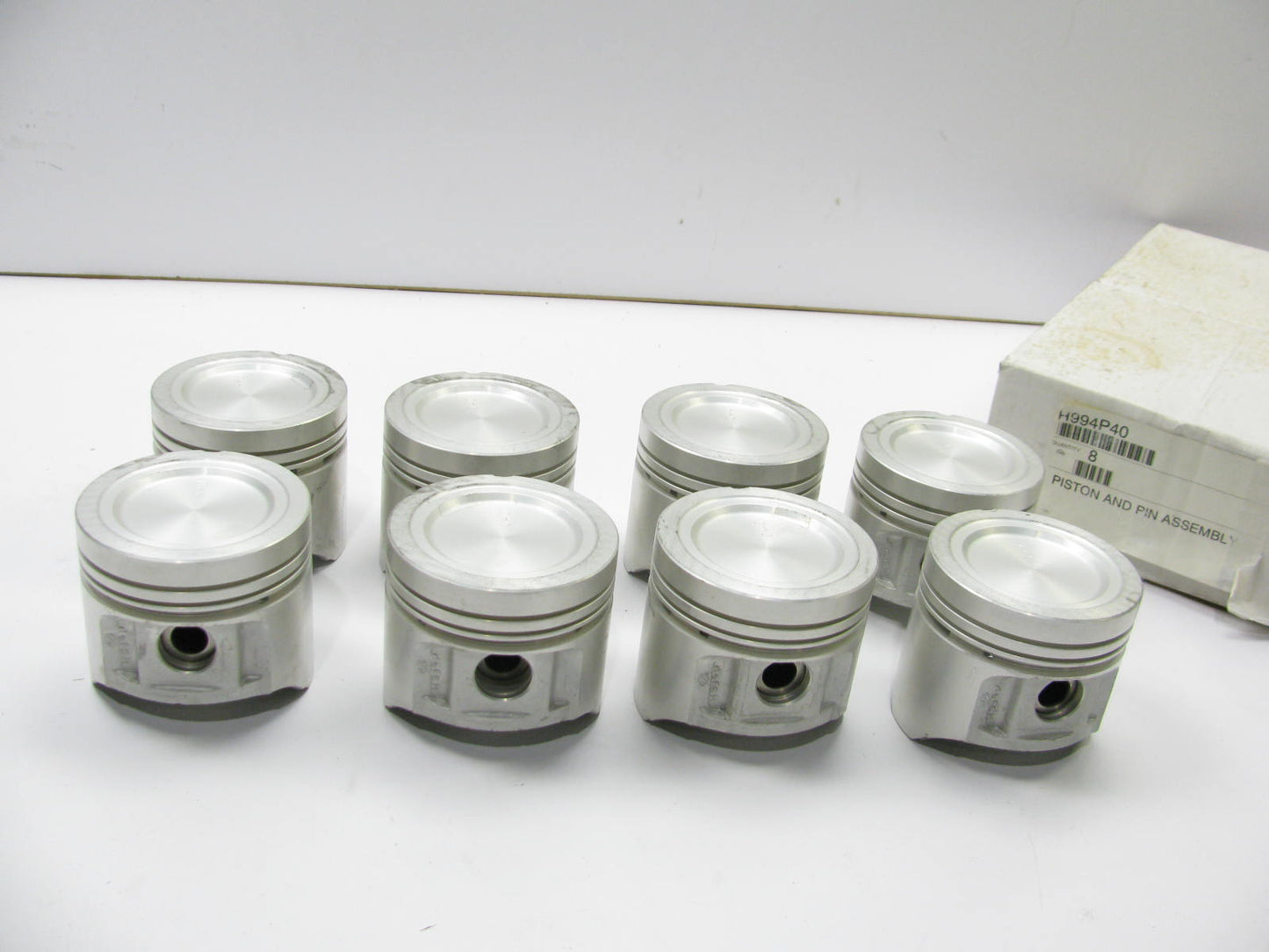 H994P40 Hypereutectic Piston Set .040 O/S  For 1964-1978 BBF Ford FE 5.9L Type 2