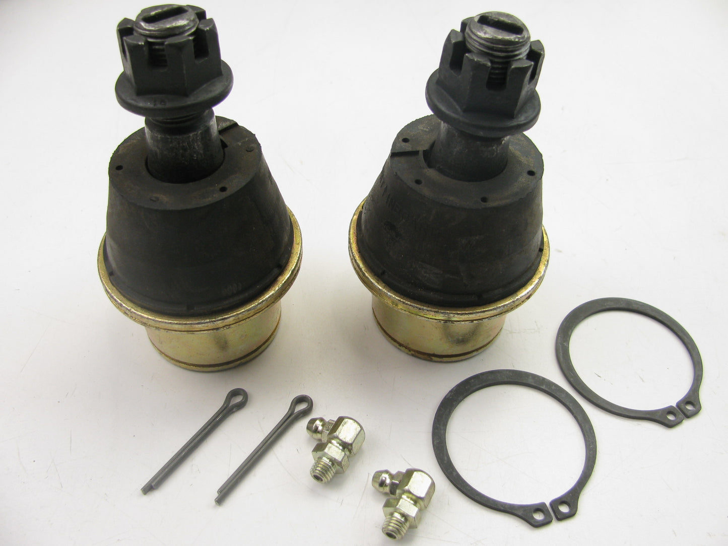 NEW - UNBOXED - Federal Mogul 2004-2008 Ford F-150 Front Lower Ball Joint PAIR