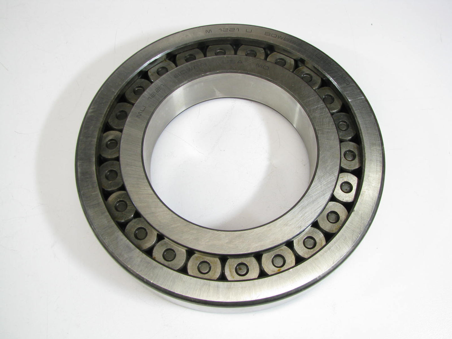 Federal Mogul MU1221UM Cylindrical Roller Bearing - 190mm OD X 105mm ID X 36mm