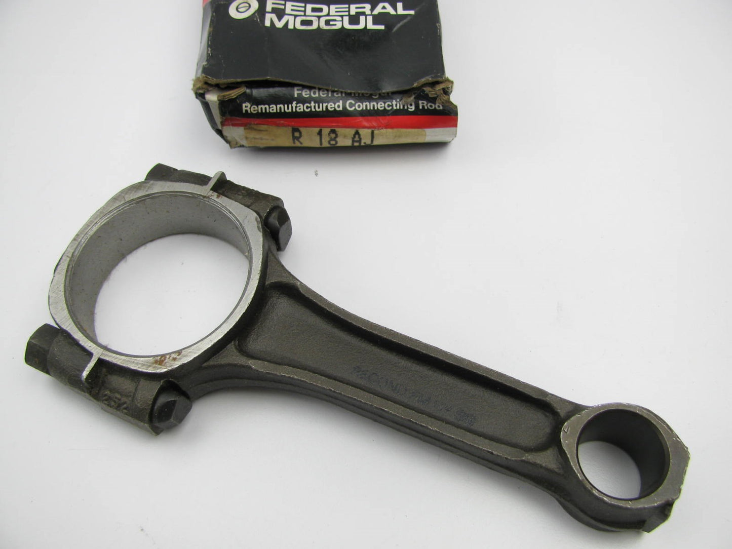 Federal Mogul R18AJ Reman Connecting Rod for 1968-1988 Chevy SBC 262-350