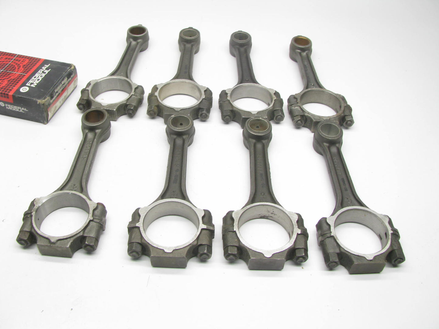 (8) Federal Mogul R22FF REMAN Engine Connecting Rods