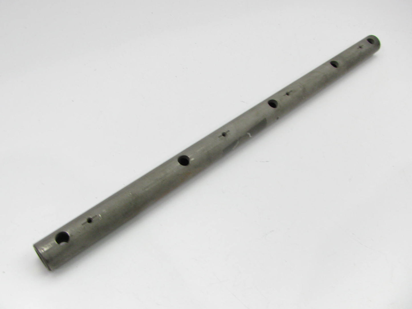 Federal Mogul RS-2122  Engine Rocker Arm Shaft  Isuzu 8-94110647-1