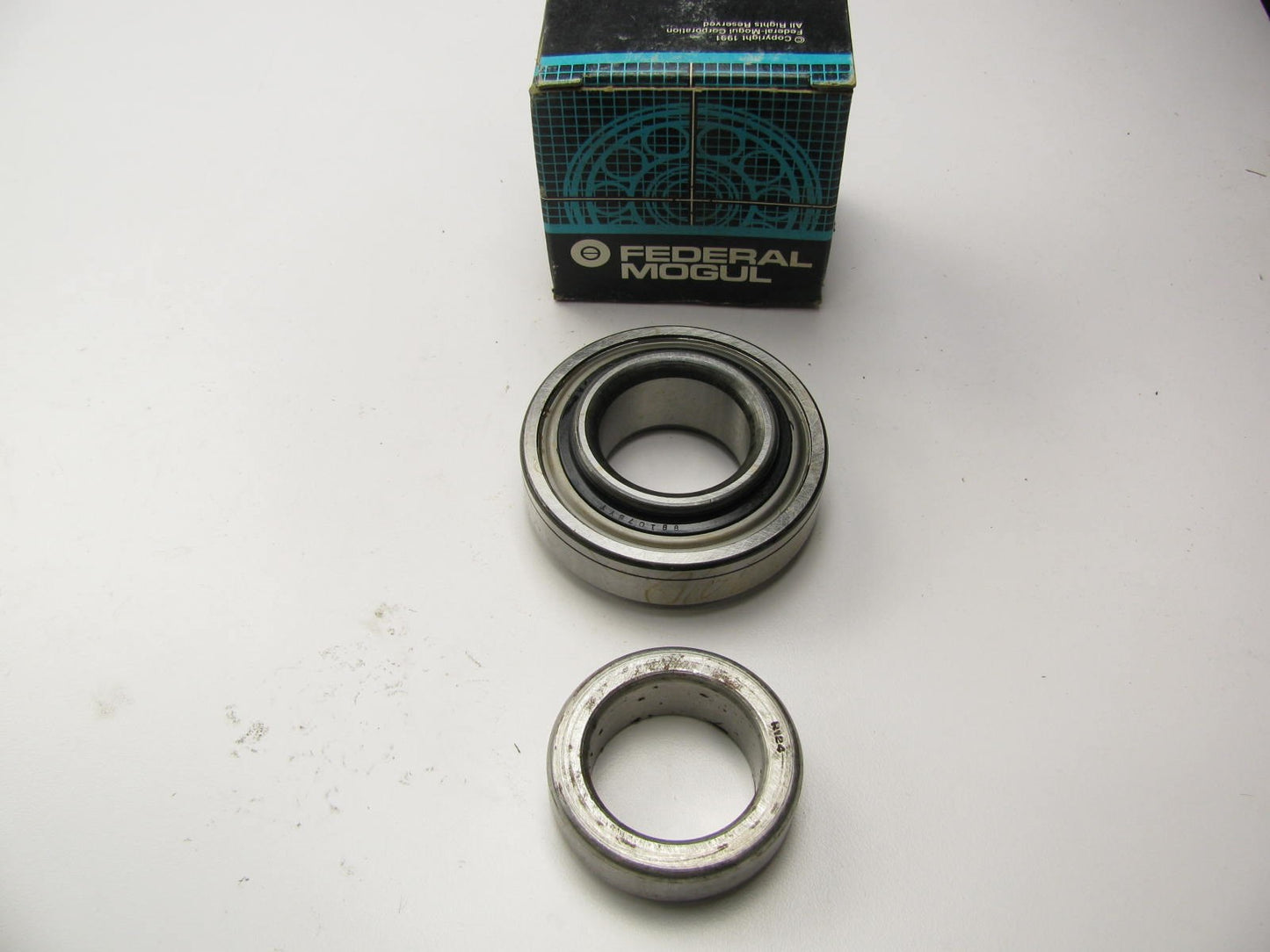 Federal Mogul RW-124-R Rear Wheel Bearing