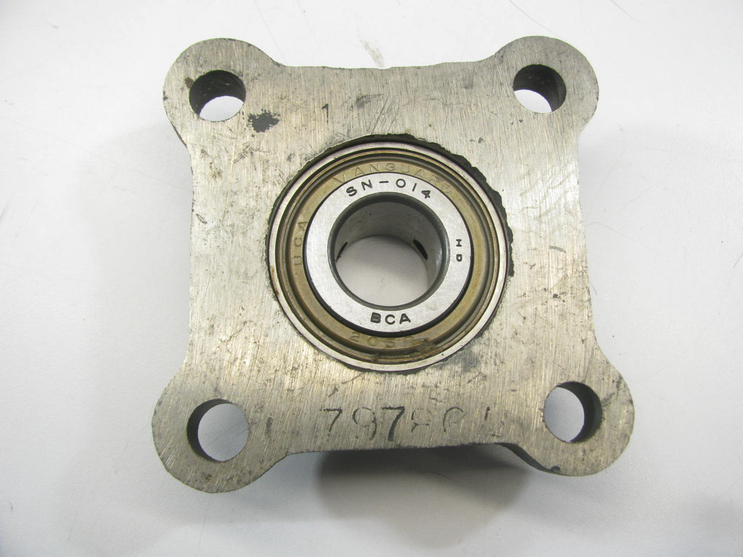 Federal Mogul SAFNR78-R Ball Bearing Flange Unit - 2.75'' Bolt Center 7/8'' ID