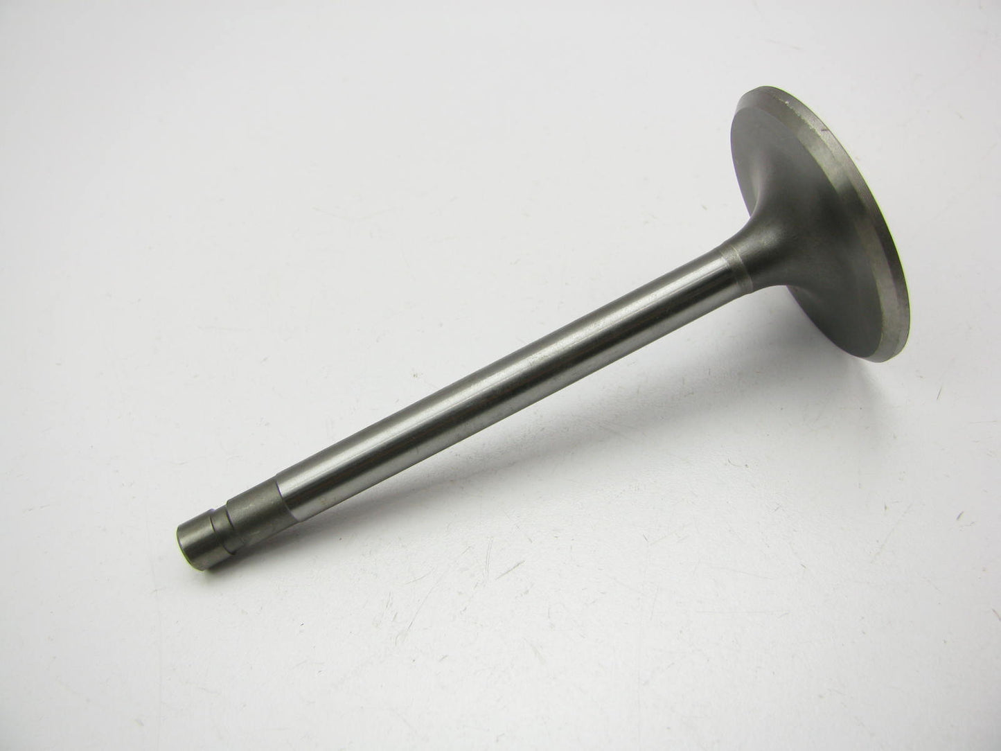 (8) Federal Mogul V-3366- .015 O/s  Intake Valves - Olds 307 5.0L V8