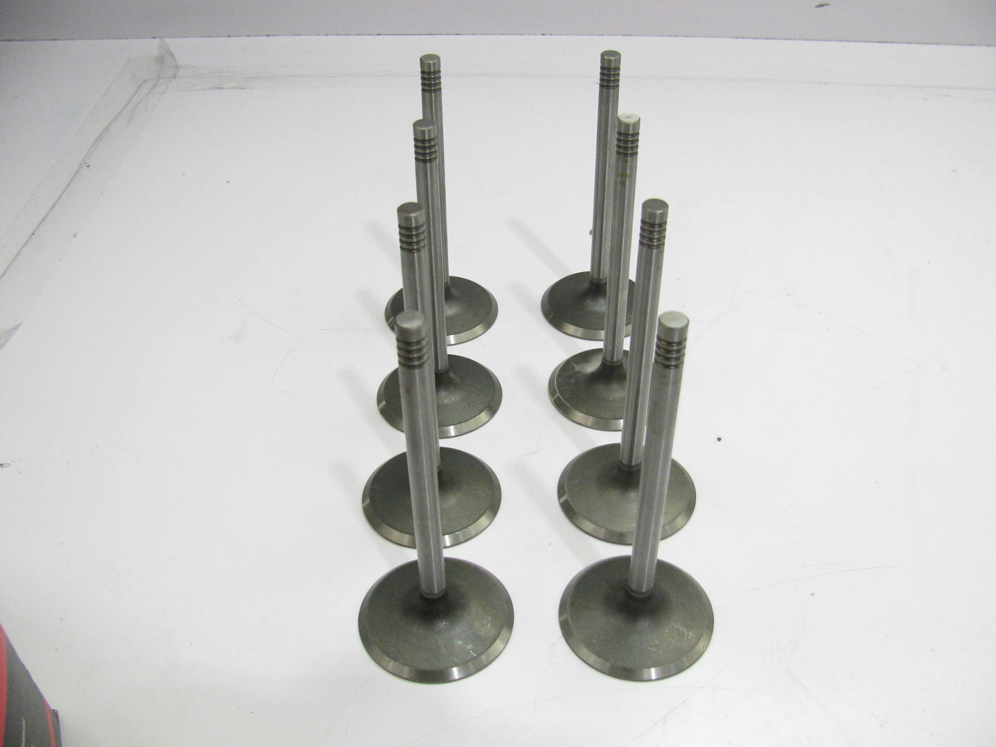 (8) Federal Mogul V-3998-3 Engine Intake Valve .003'' O/S 1970-1974 Ford 351C-V8