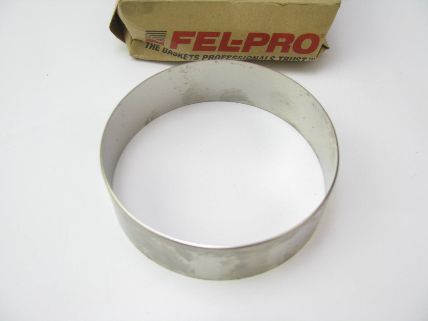 Fel-Pro 16229 REAR Engine Crankshaft Repair Sleeve 97-11 Chevrolet GMC 4.8L 6.0L