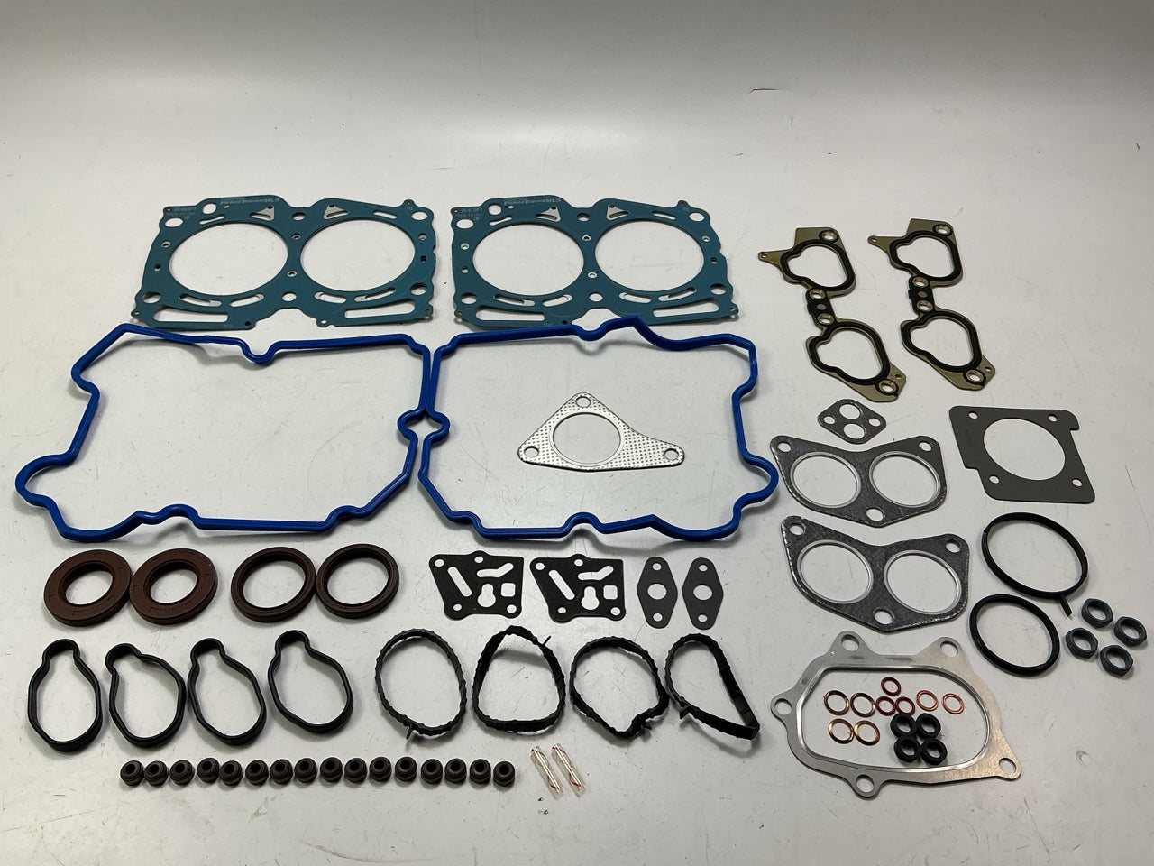 Fel-Pro HS26259PT-1 Cylinder Head Gasket Set For 2004-2006 Subuaru 2.5L-H4