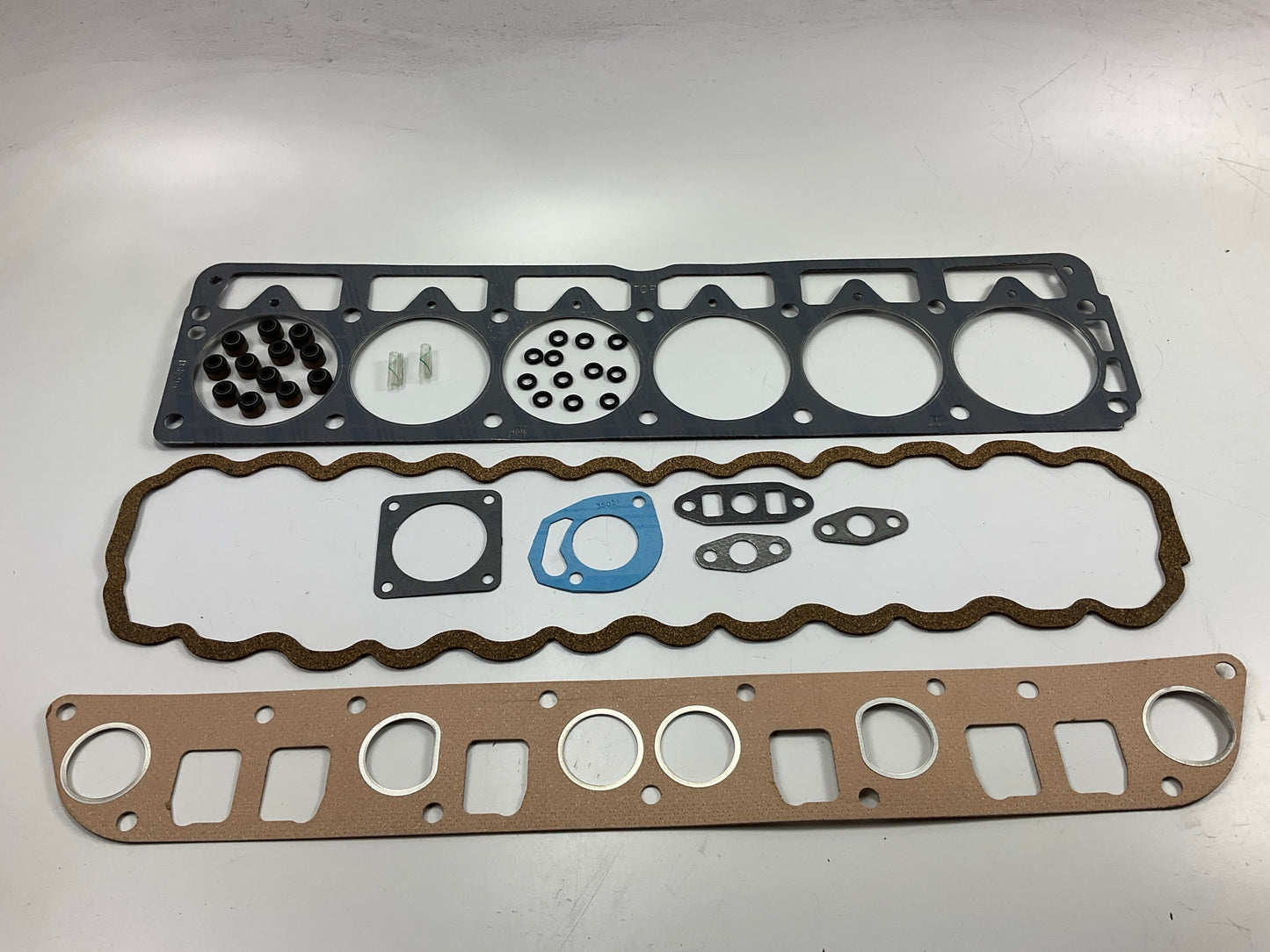 FEL-PRO HS9076PT-2 Cylinder Head Gasket Set - For 94-95 Jeep 4.0L I6 OHV