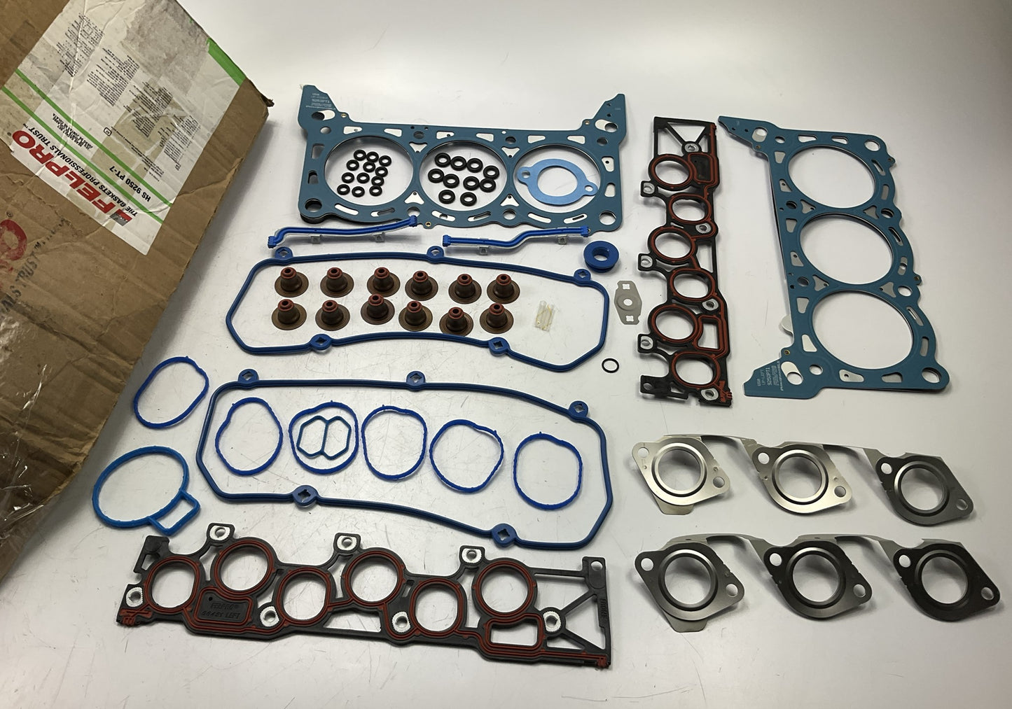 Fel-pro HS9250PT-7 Cylinder Head Gasket Set - 2005-2008 Ford F-150 4.2L V6