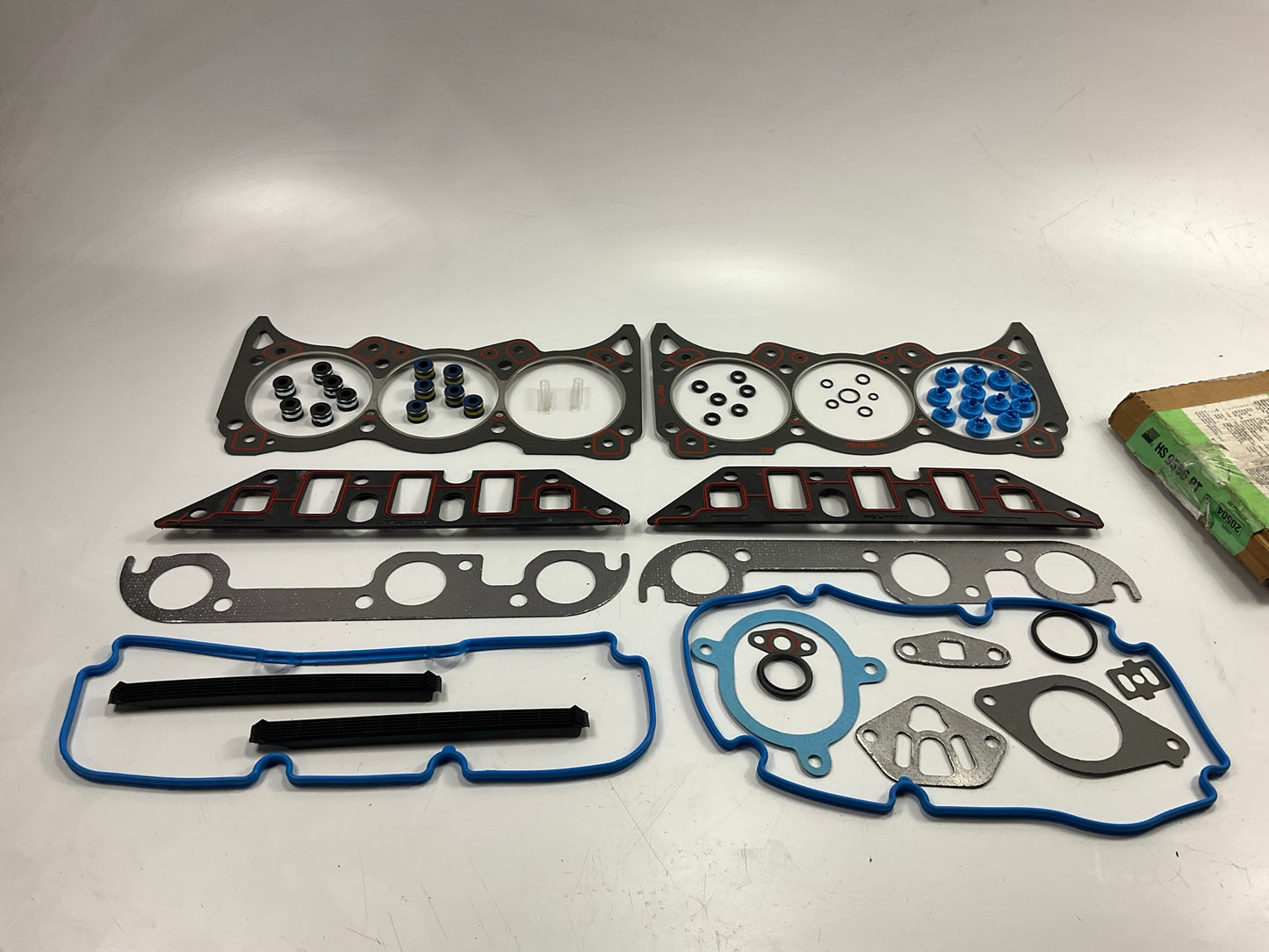 Fel-Pro HS9556PT Engine Cylinder Head Gasket Set For 1988-1990 GM 3.8L-V6