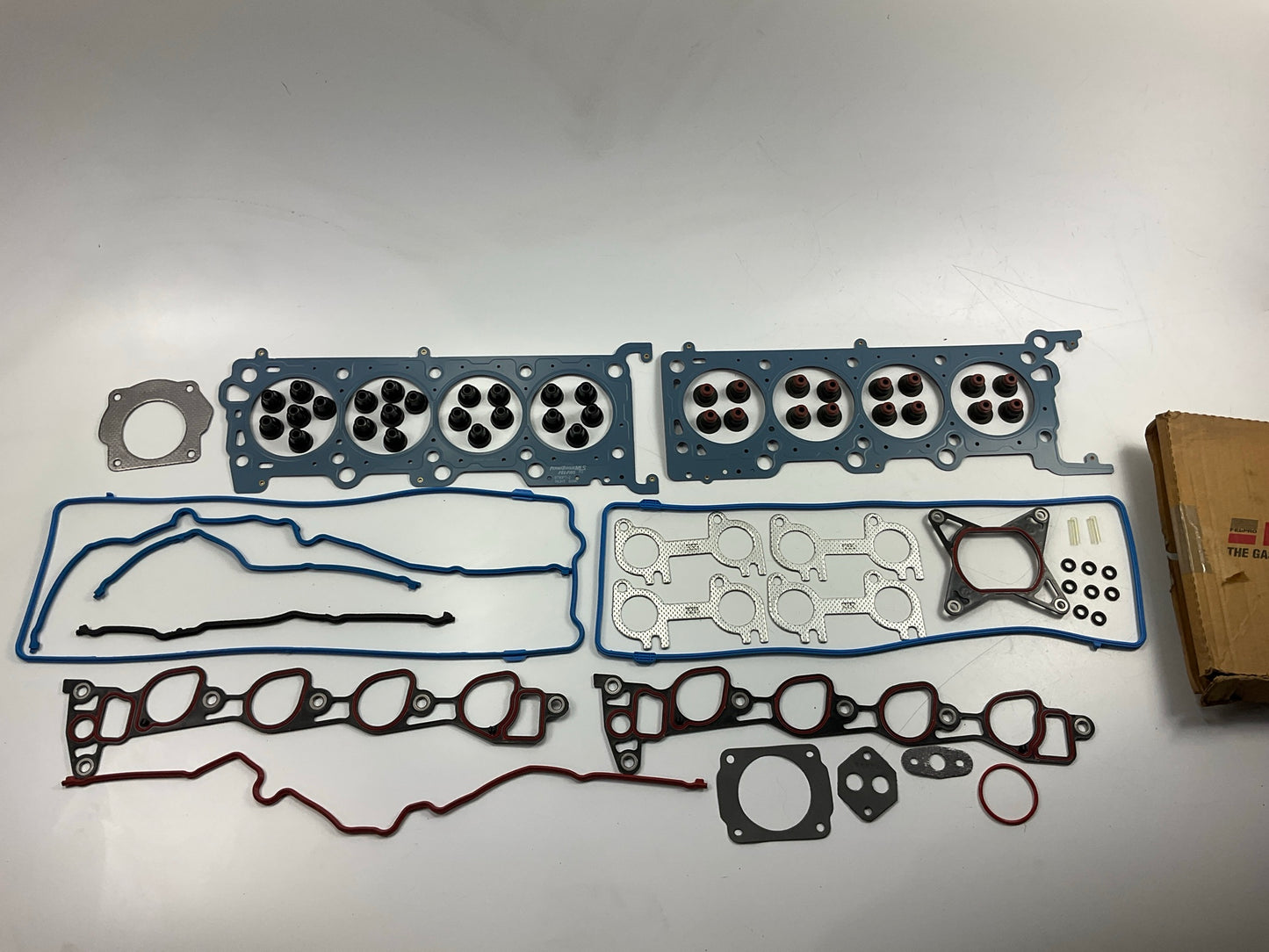 Fel-pro HS9790PT-7 Cylinder Head Gasket Set - 1996-1998 Ford Mustang 4.6L SOHC