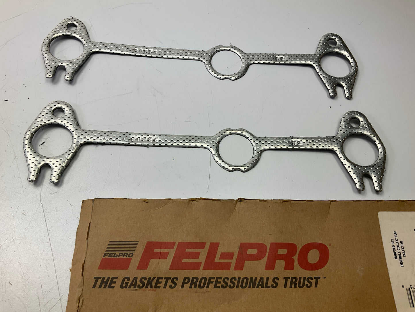 Fel-Pro MS90864 Exhaust Manifold Gasket Set For 1980-95 Chevrolet 2.8L 3.1L 3.4L