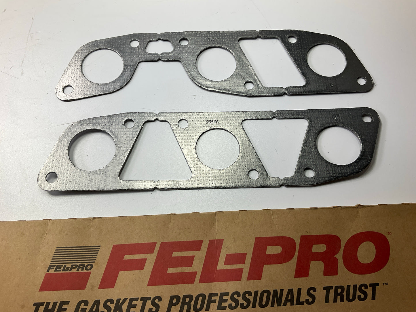 Fel-Pro MS95583 Exhaust Manifold Gasket Set For 1994-1998 Nissan Quest, Villager