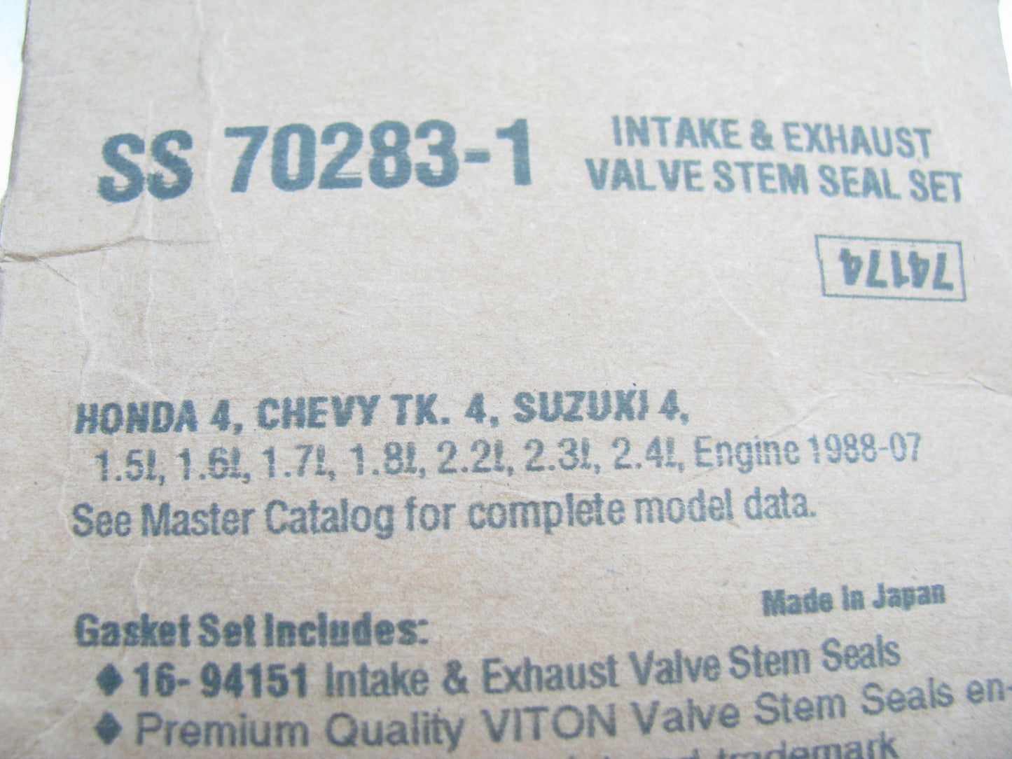 Fel-Pro SS70283-1 Engine Valve Stem Seal Set