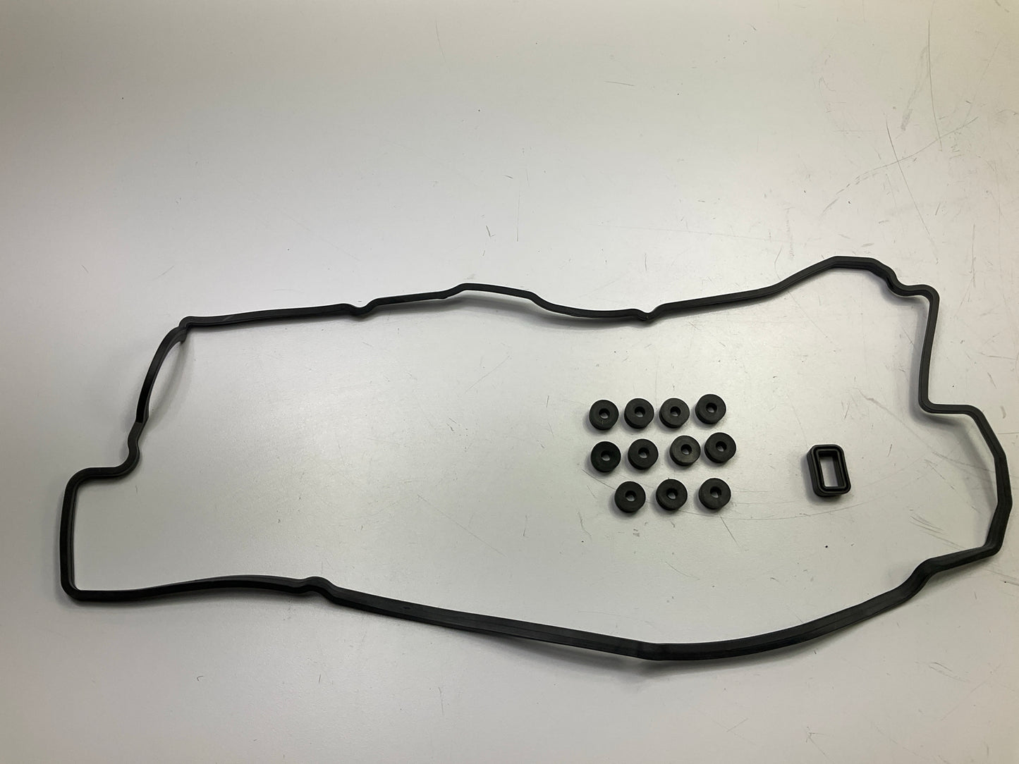 Fel-Pro VS50383R Engine Valve Cover Gasket Set For 91-94 Nissan NX, Sentra 1.6L