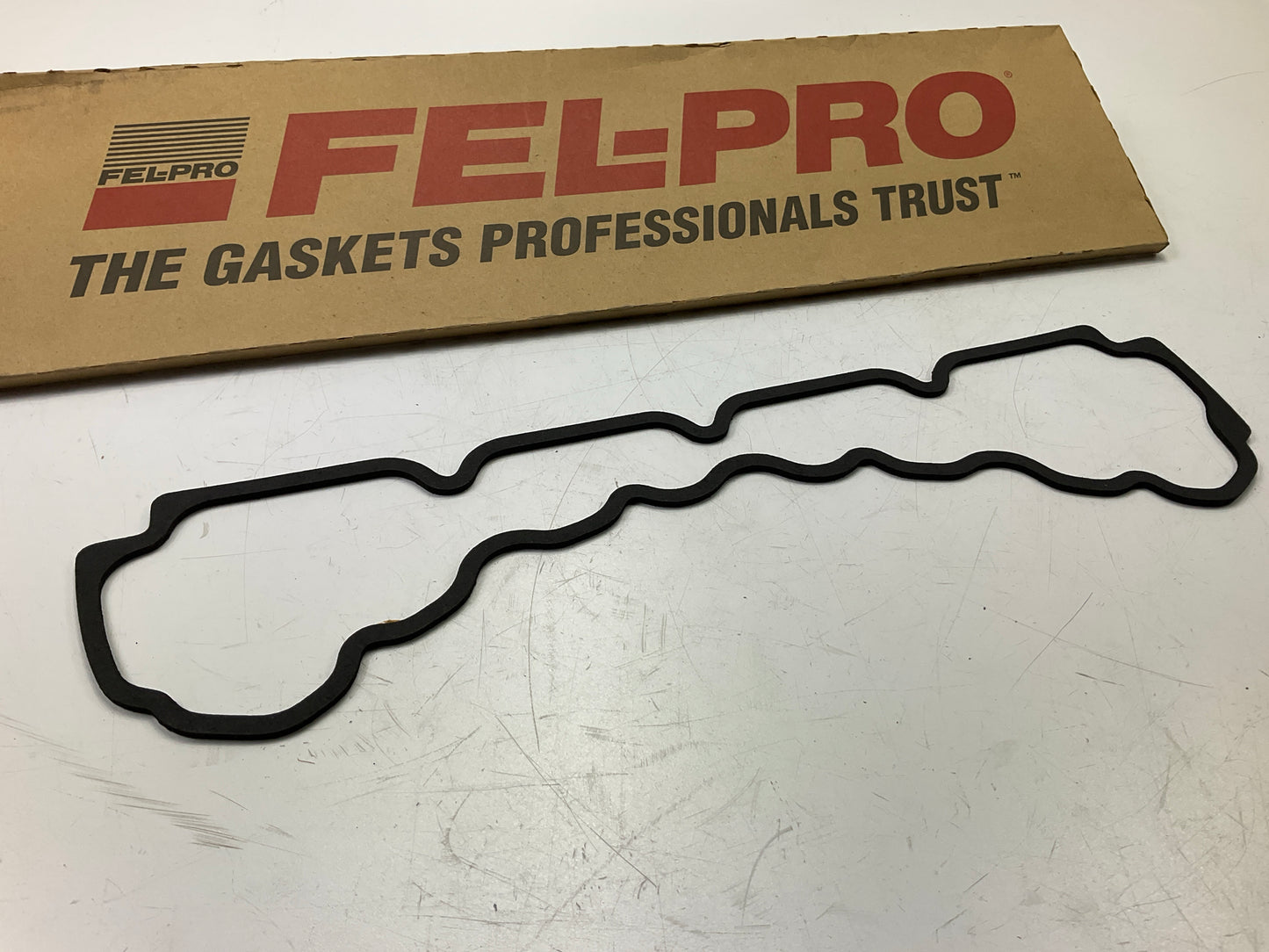 FEL-PRO VS50421C Engine Valve Cover Gasket For 1991-1993 Jeep 2.5L L4