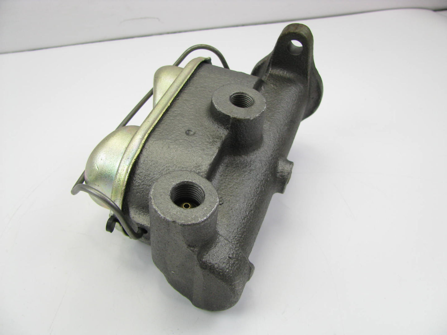 REMAN Fenco M1647 Brake Master Cylinder 1969-74 Ford E-100 E-200 E-300 Econoline