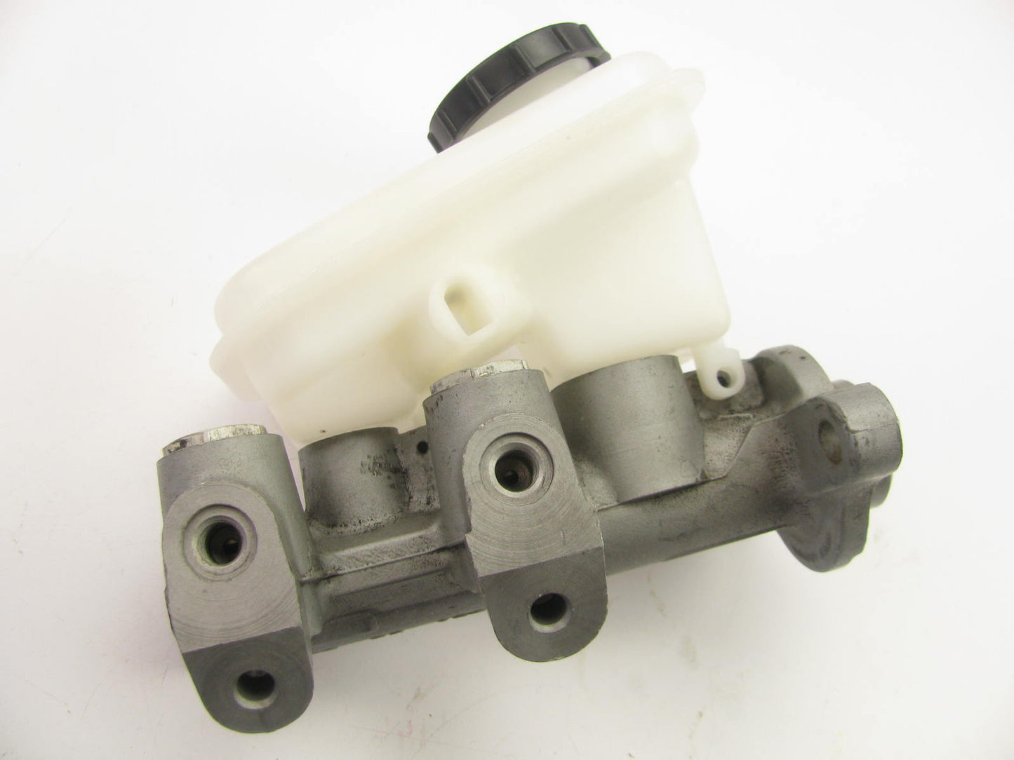 Fenco M3012 Reman Brake Master Cylinder With Reservoir