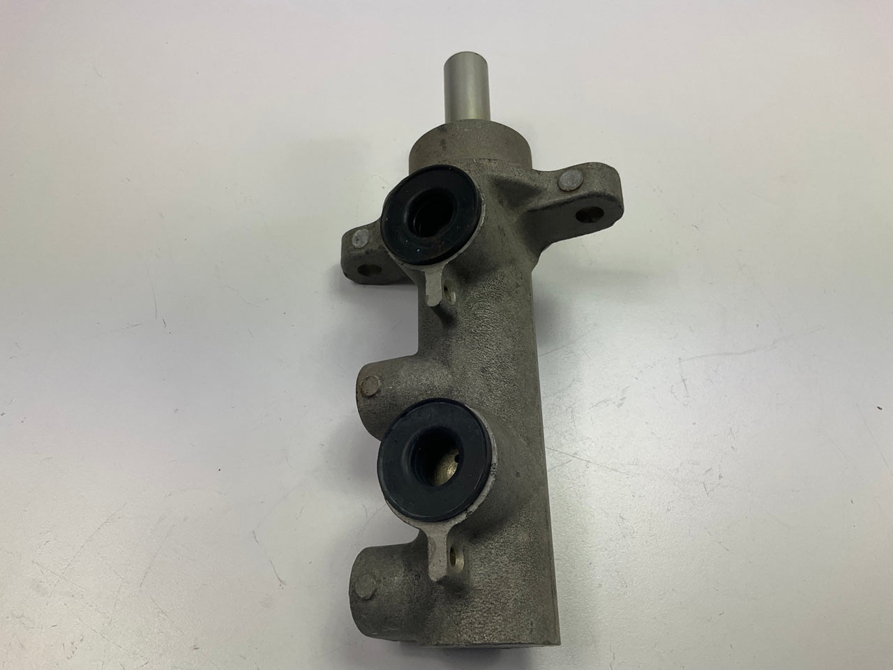 REMAN. Fenco M3015 Brake Master Cylinder For 1992-1997 Ford Aerostar