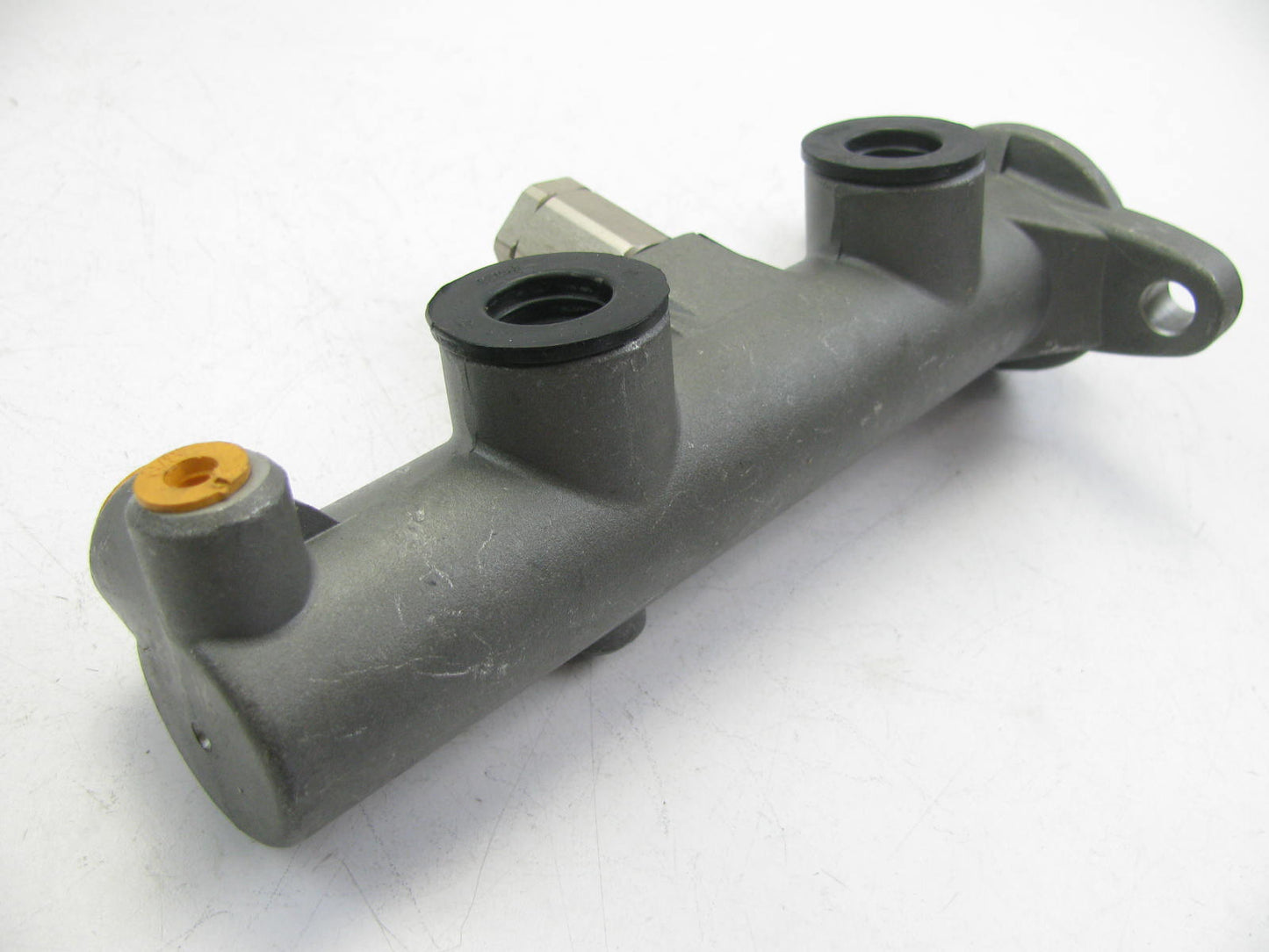 Fenco M3051 Reman Brake Master Cylinder W/O Reservoir