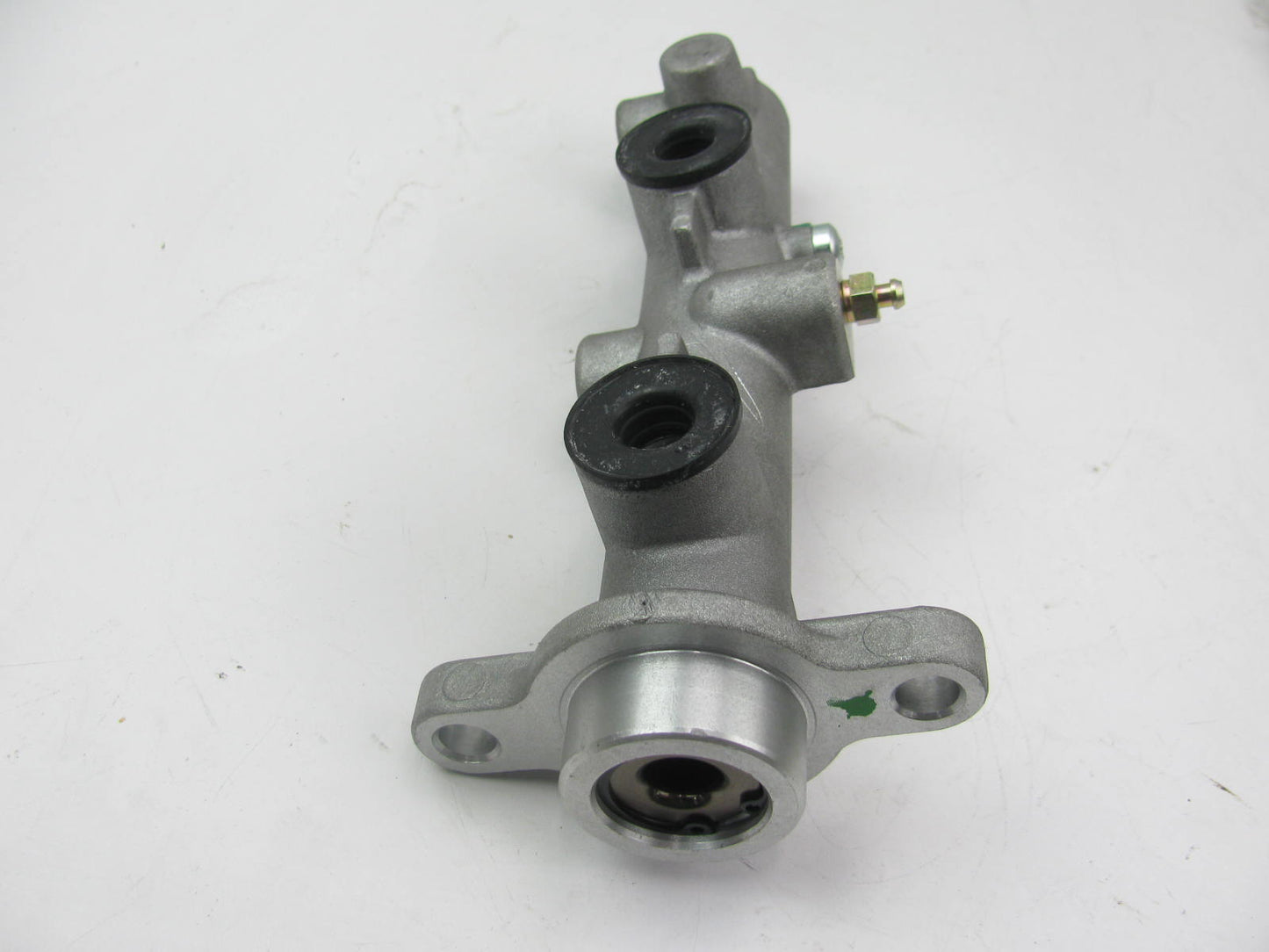 Reman. Fenco M3071 Brake Master Cylinder  W/O Reservoir