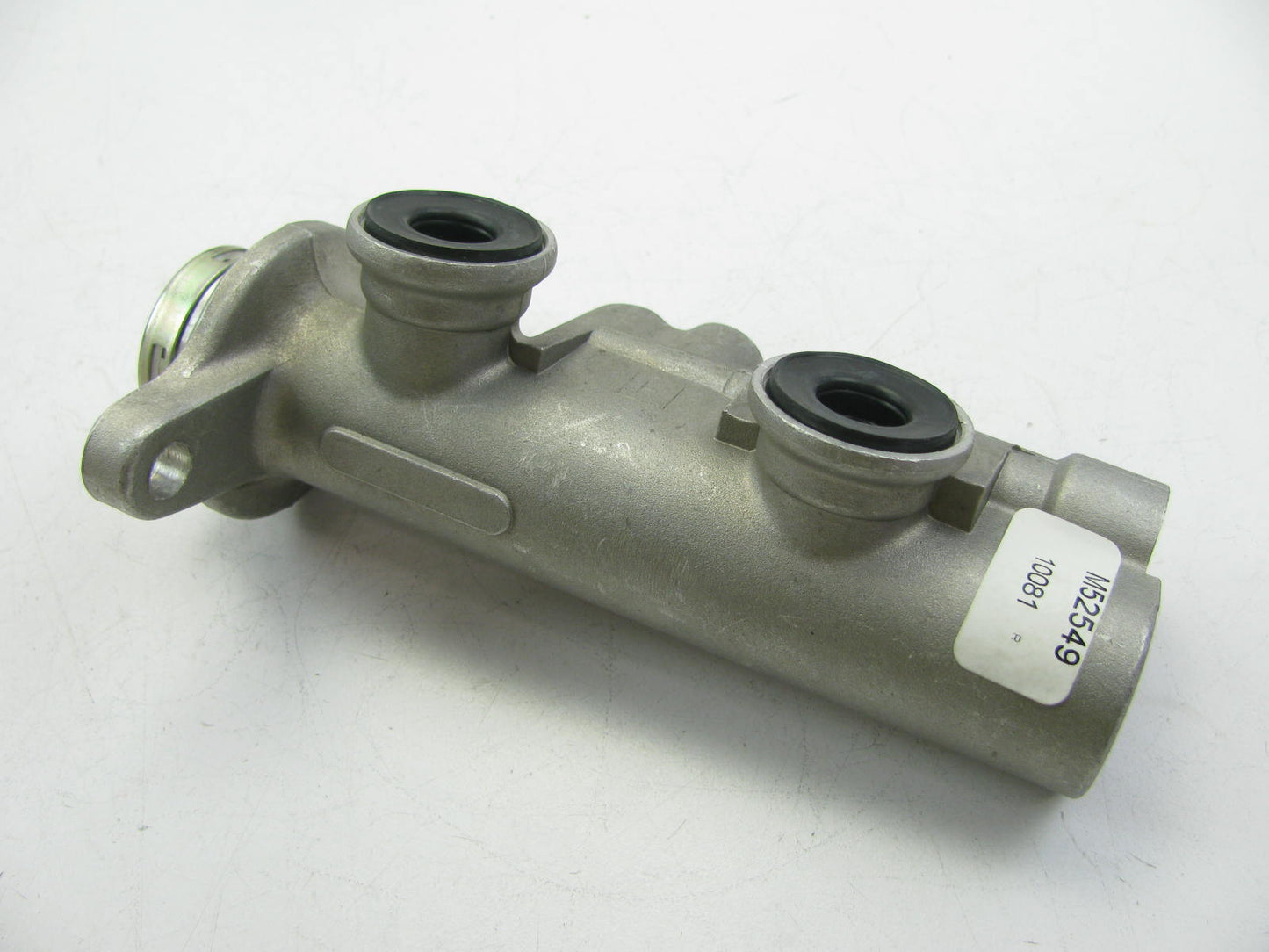 Fenco M52549 Reman Brake Master Cylinder W/O Reservoir For 90 Nissan Pathfinder