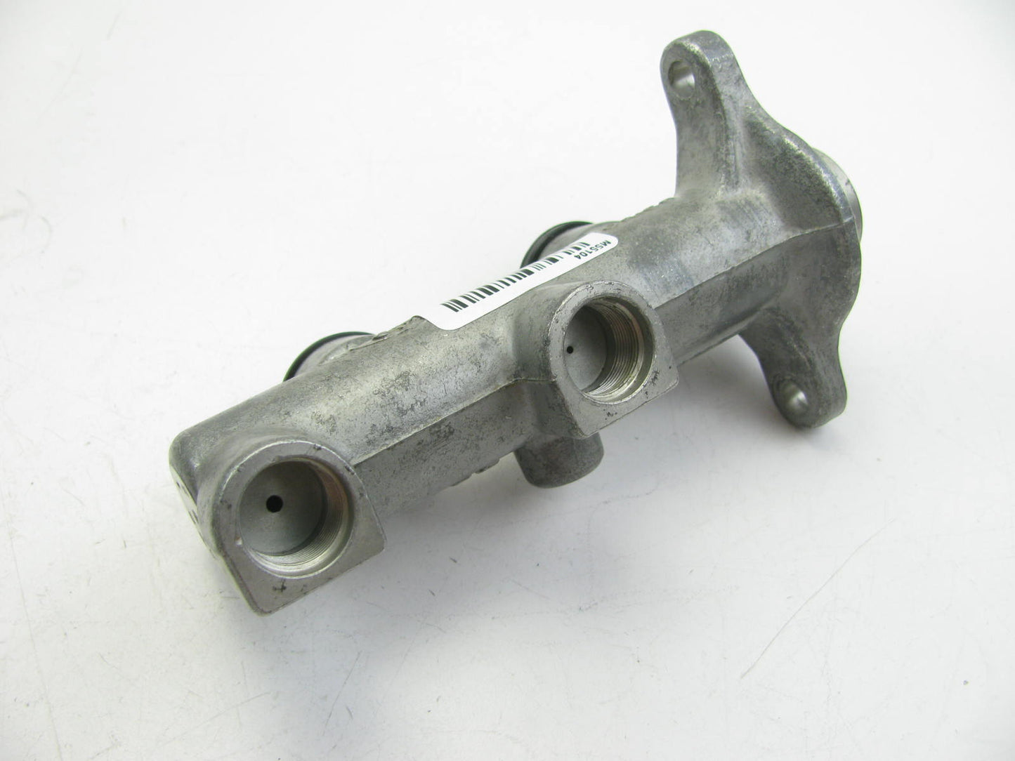 Fenco M55104 Brake Master Cylinder For 1997-99 Tracer 97-03 Escort