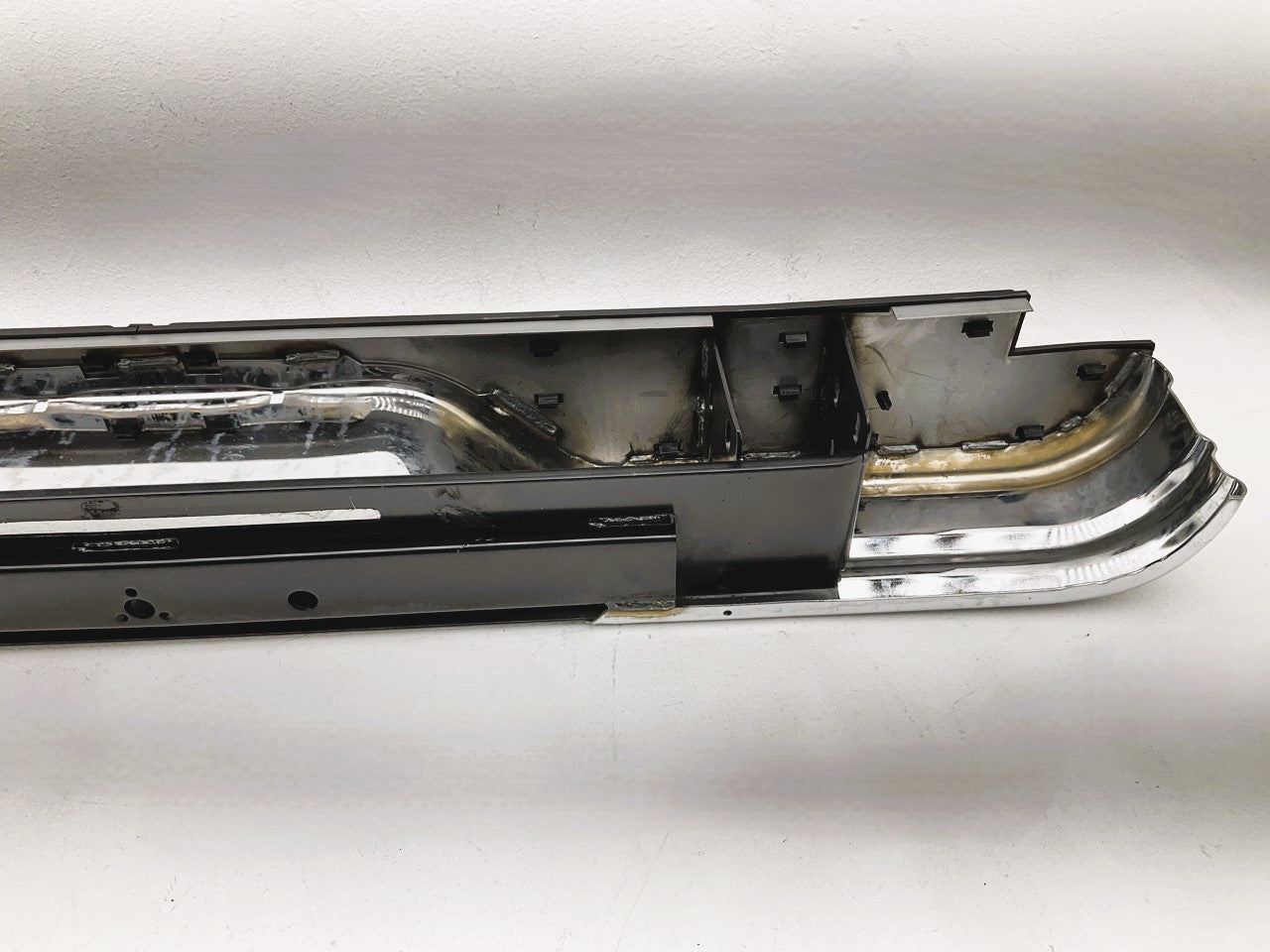 Westin Fey 76001 Universal Sure Step Rear Bumper, Chrome