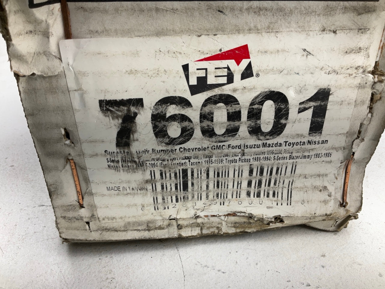 Westin Fey 76001 Universal Sure Step Rear Bumper, Chrome