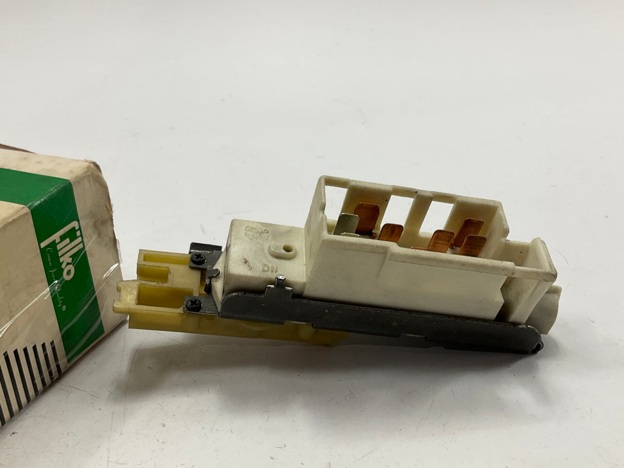 Filko 3752 Ignition Starter Switch -  W/tilt Steering Wheel; W/console Shift;