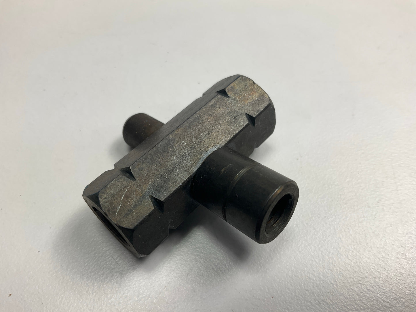 FJC 2742  Air Conditioning R12/R22 Service Port Thread Chaser