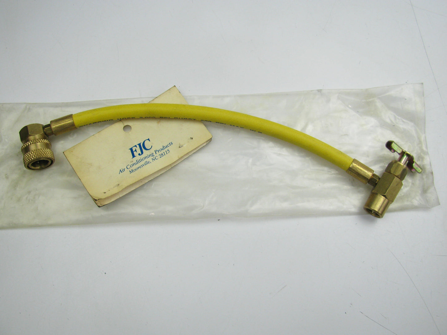 FJC 6035 A/C Air Conditioning  Yellow 12'' Long Charging Charge Hose For 134