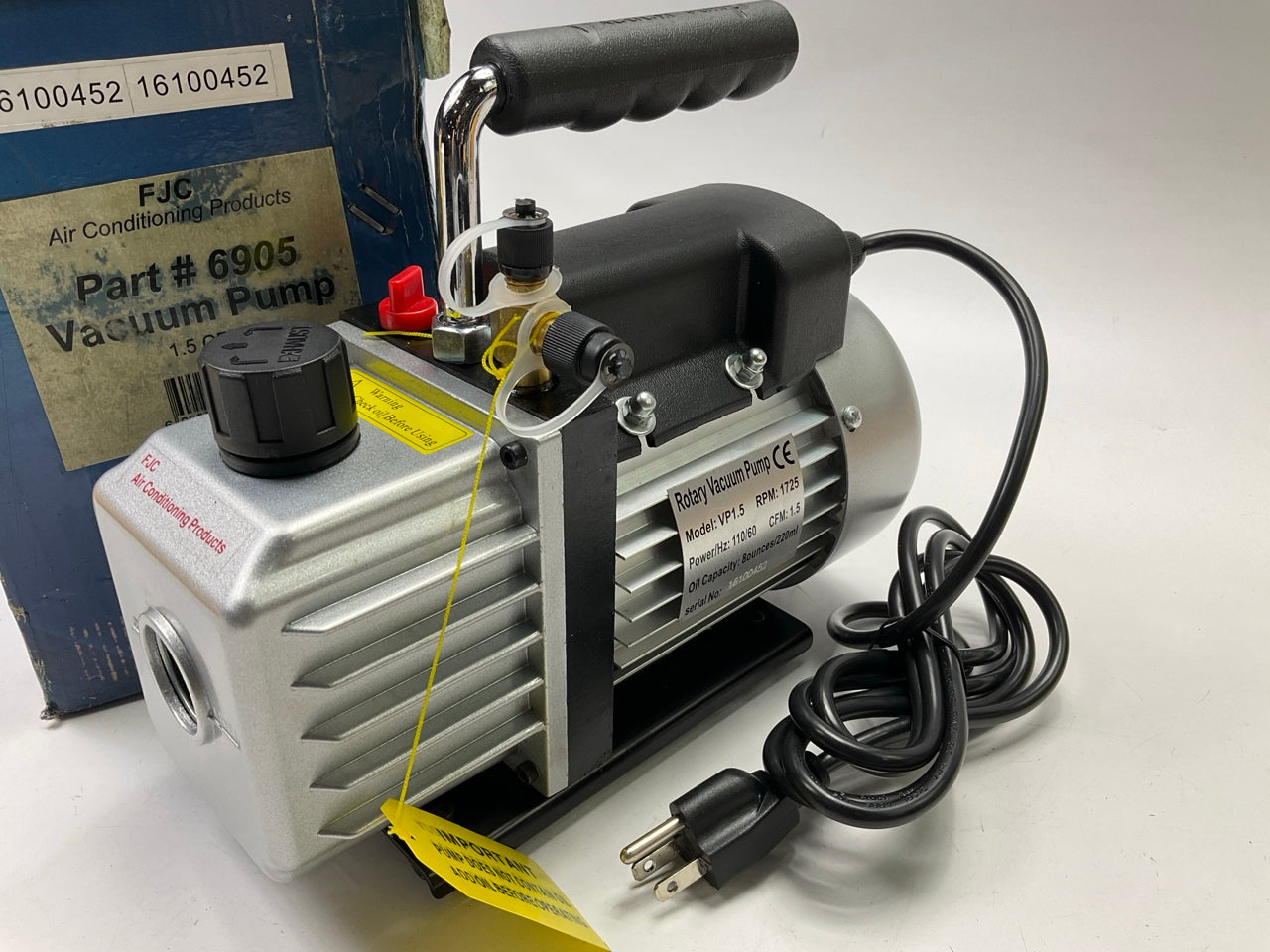 OIL LEAKED OUT - FJC 6905 1.5 CFM Vacuum Pump