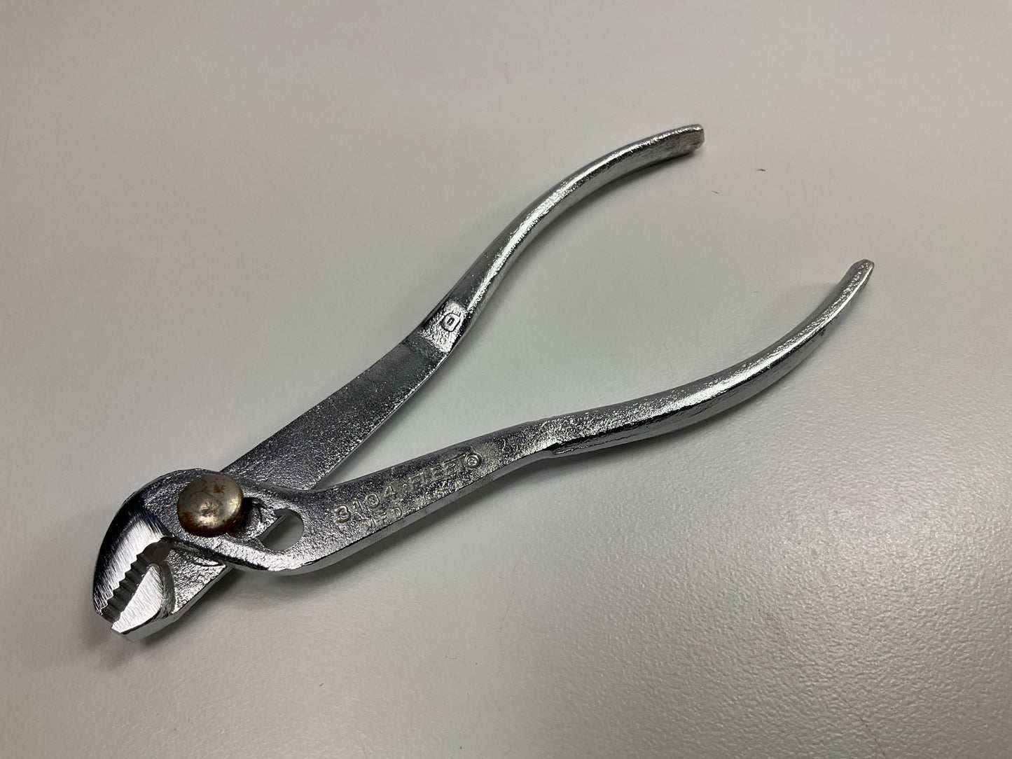 VINTAGE - Fleet 3104 Miniature Adjustable Pliers, 4-1/2'' Long - MADE IN USA