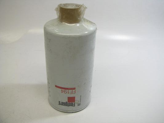 Fleetguard FF194 Fuel Filter Replaces P1112 33341 F70062 LFP3692F FF1022 P168059