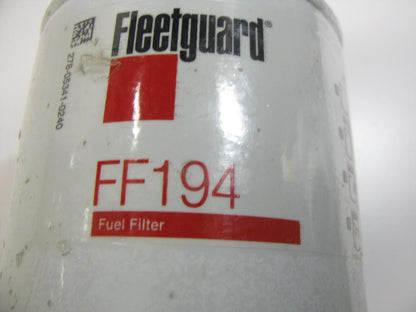 Fleetguard FF194 Fuel Filter Replaces P1112 33341 F70062 LFP3692F FF1022 P168059