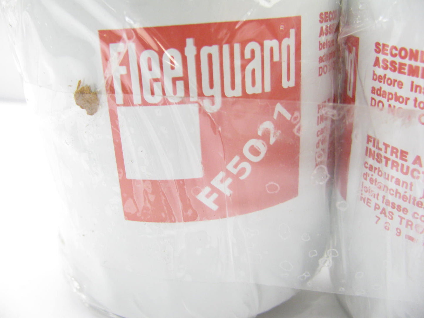 (2) Fleetguard FF5021 Fuel Filters Replaces 33122, P3595, TP928F, BF593, 86122