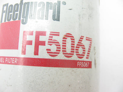 Fleetguard FF5067 Fuel Filter For Agco, IHC,  Galion, Hercules, Komatsu, Thermo