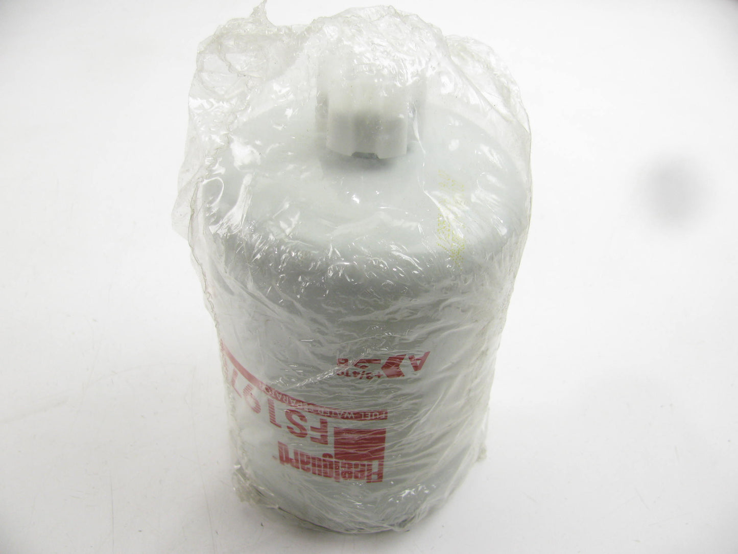 Fleetguard FS19700 Secondary Fuel Filter For John Deere Equipment