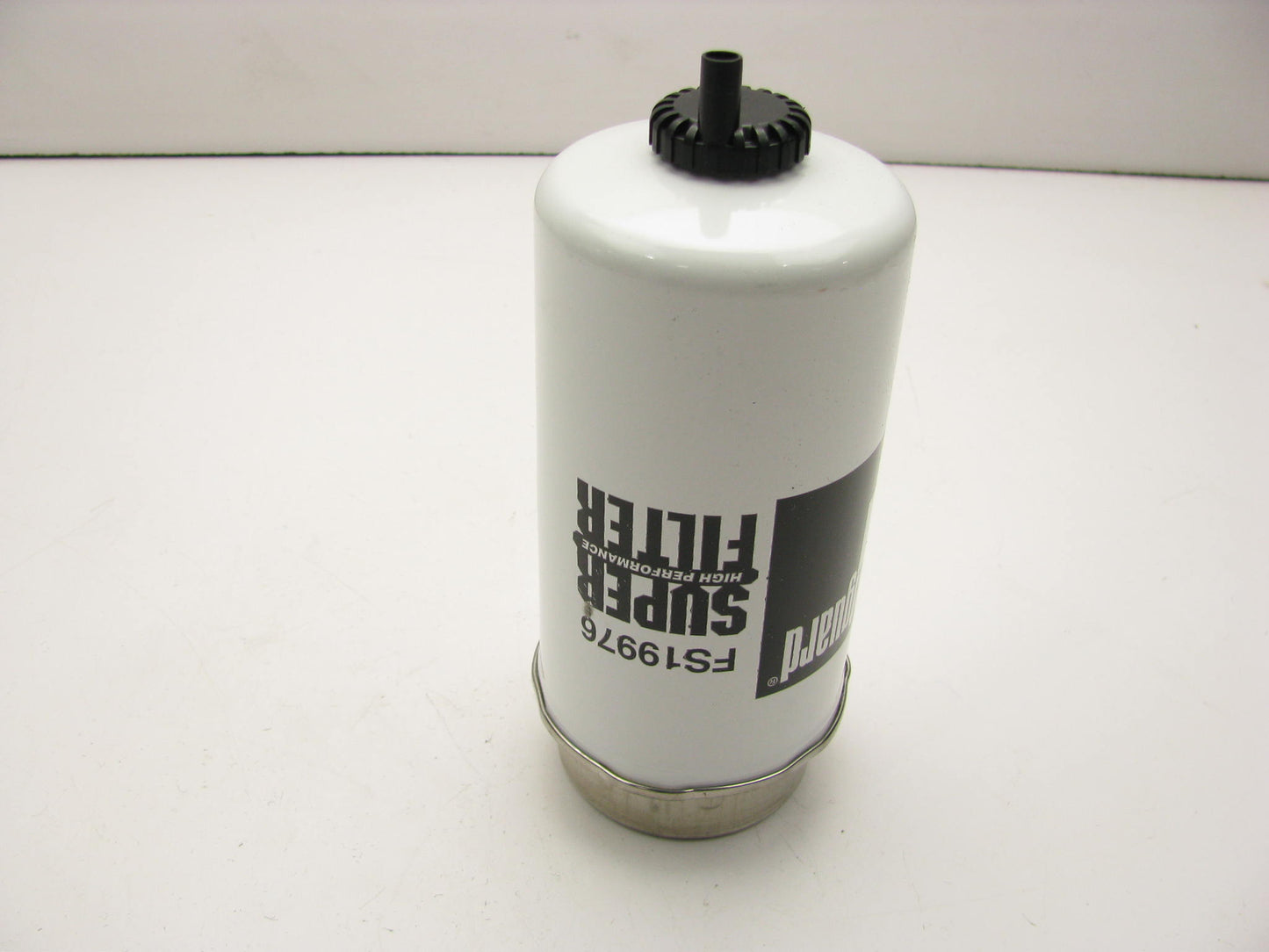 Fleetguard FS19976 Key-way Style Diesel Fuel Water Separator Filter