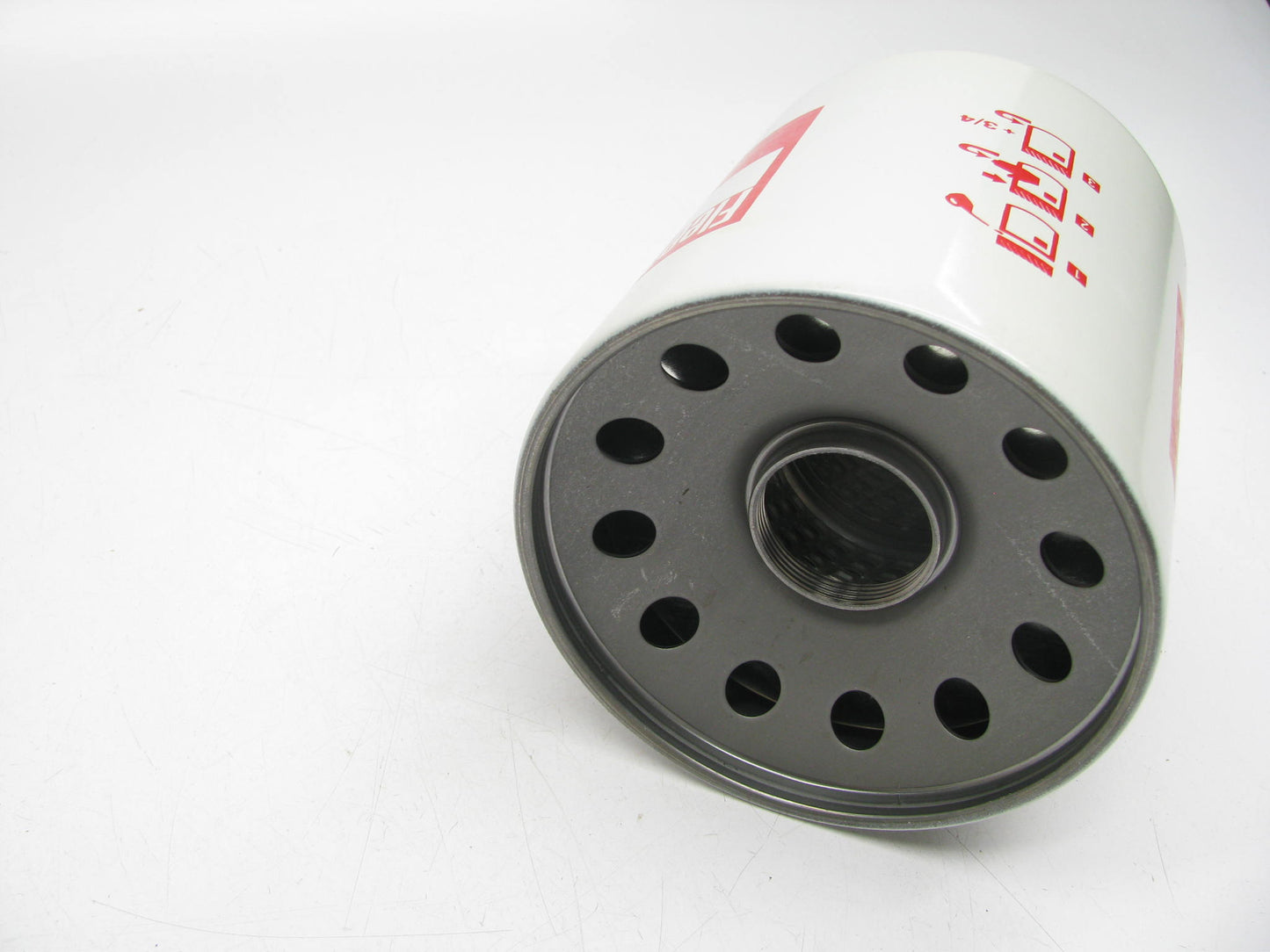 (2) Fleetguard LF3318 Oil Filter For John Deere AR101728, AR43261, AR43634 BT287