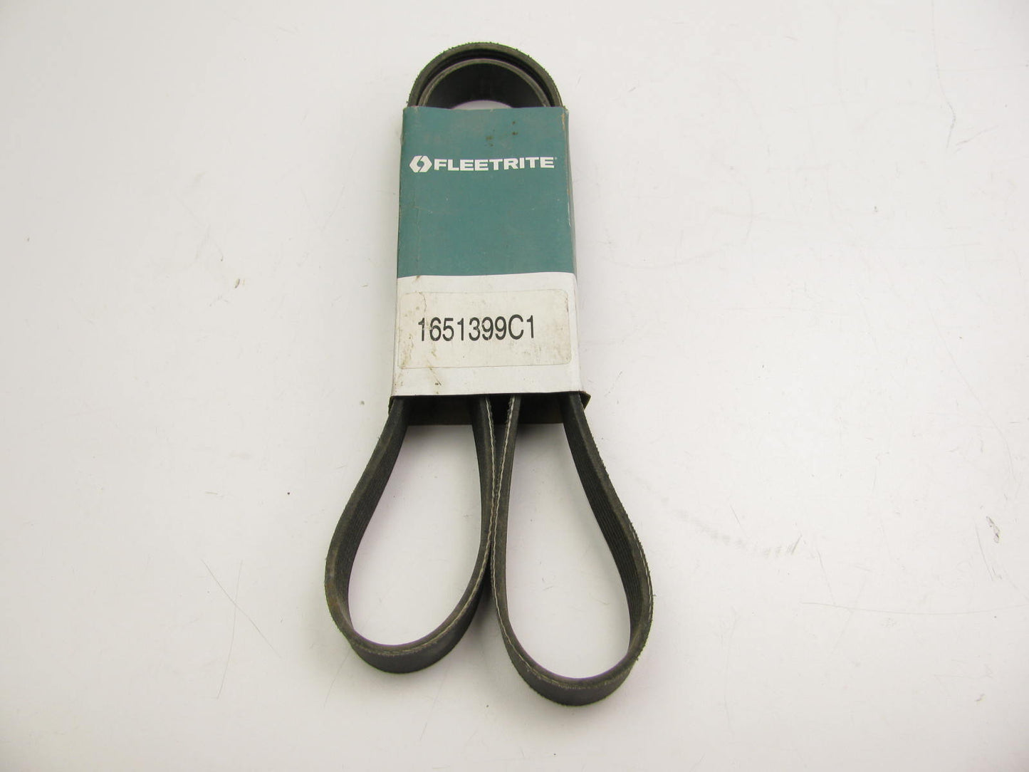 Fleetrite 1651399C1 Serpentine Belt - 1.087'' X 57.016'' - 8 Ribs