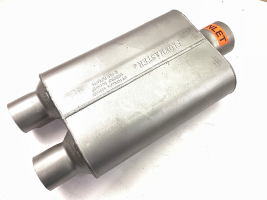 Flowmaster 430402 3'' Center In / 2.5'' Dual Out 40 Series Chambered Muffler
