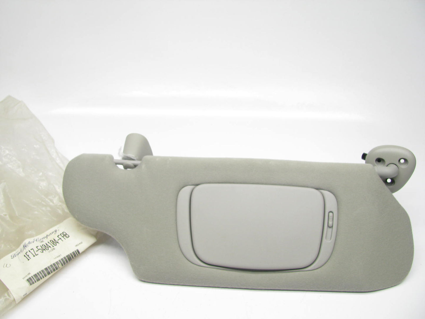 NEW GENUINE OEM Ford 1F1Z-5404104-FAB Right Passengers Side Sun Visor