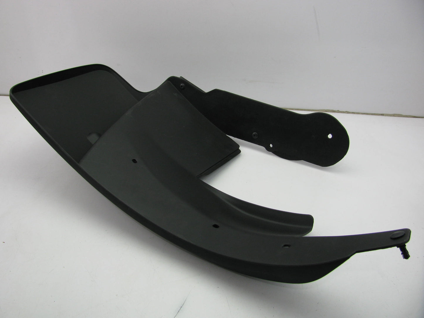 Ford 1L2Z-16A550-AAD Rear Left Splash Guards Mud Flap (single) - 02-05 Explorer